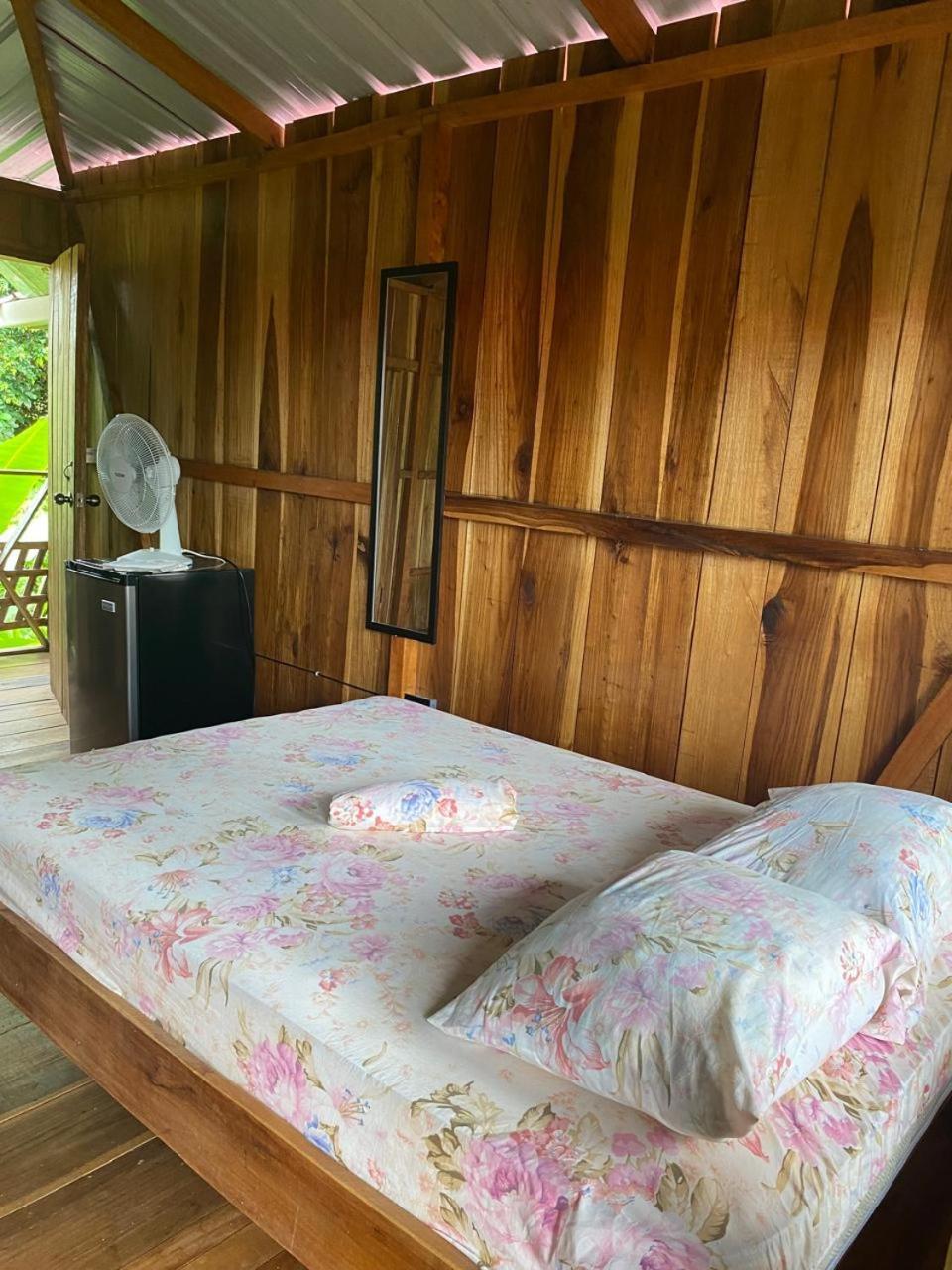 Hotel Cahuita Zewnętrze zdjęcie